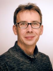Dr. Sebastian Lindhorst